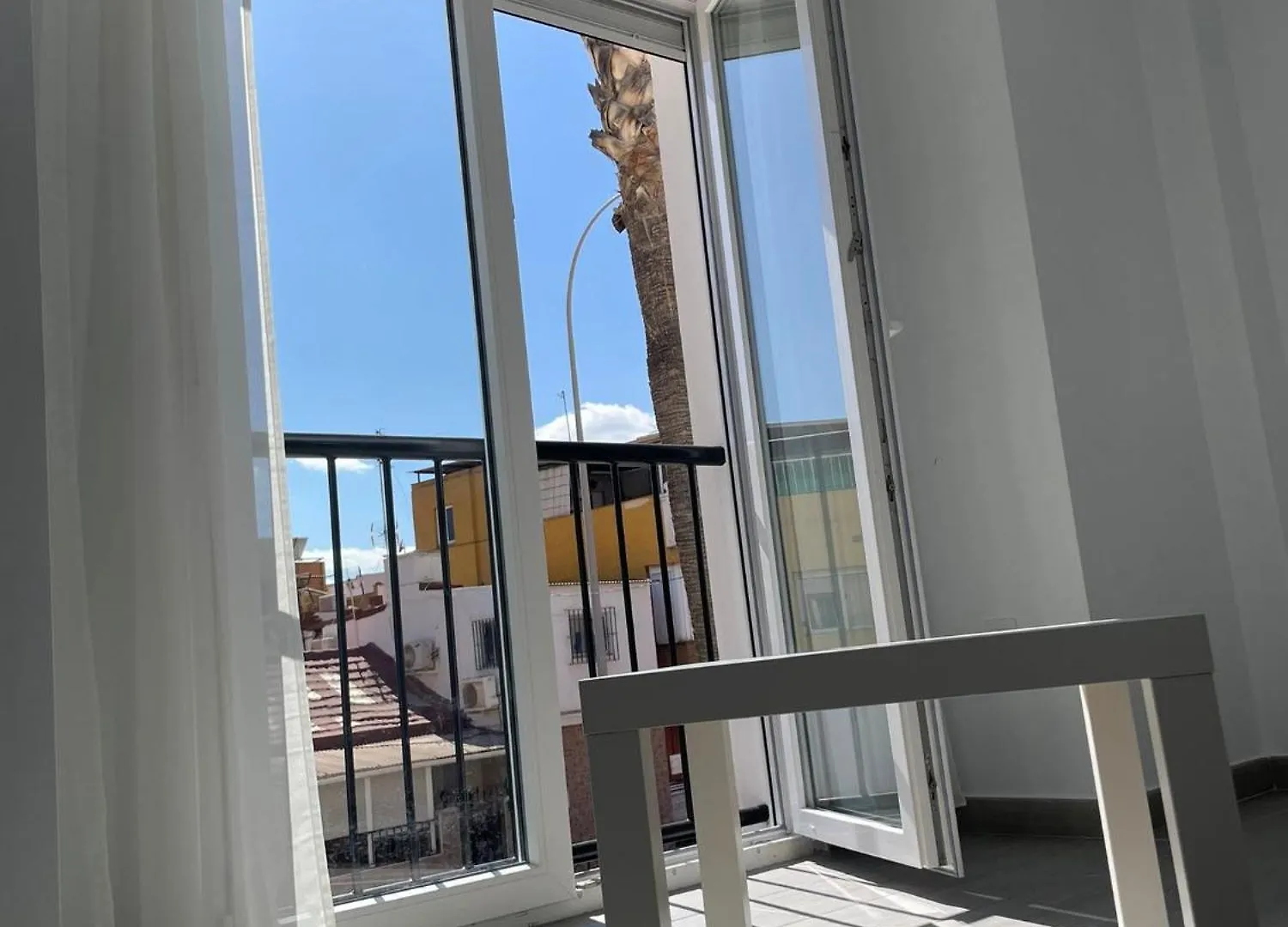 Apartamento Maui Beach En El Palo 马拉加 公寓